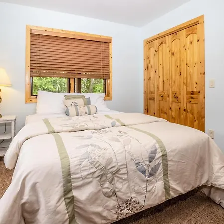 Northwoods Getaway Villa